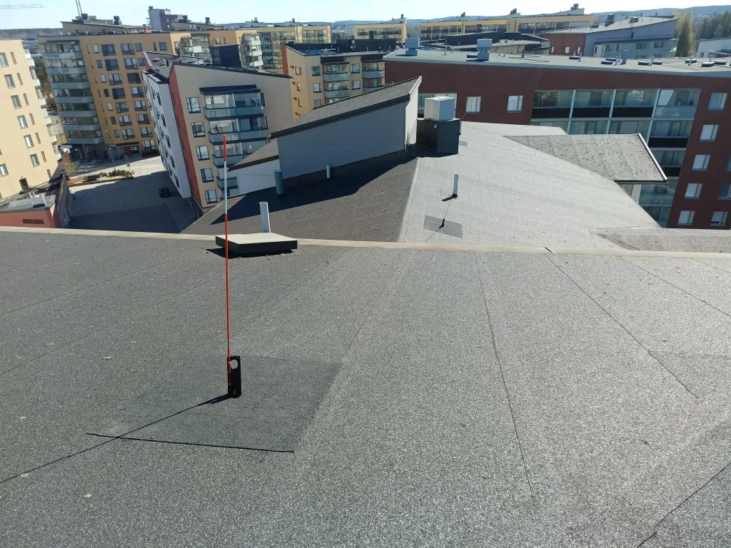 Huopakaton turvaköyden kiinnistyspiste