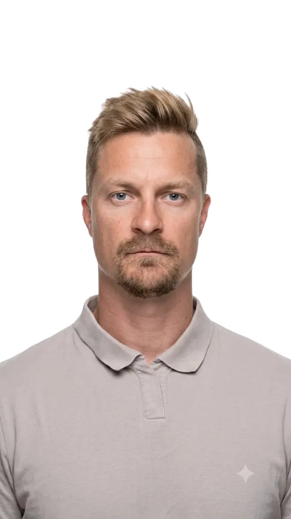 Kattoklinikan yrittäjä Janne Kämäräinen.